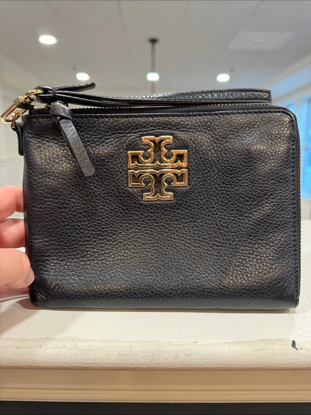 Tory Burch Large Zip Pouch Wristlet 10005932